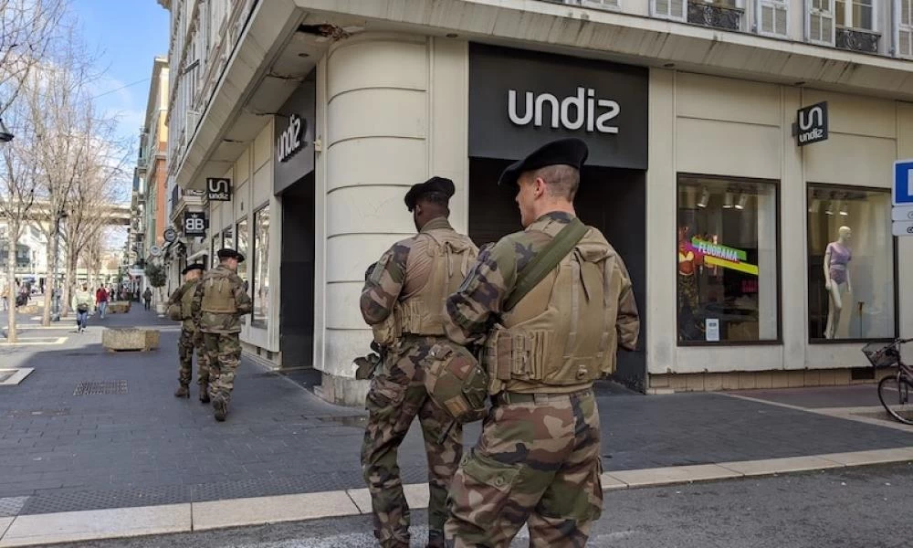 Κορονοϊός: Σκληρό lockdown σε 15 περιοχές της Γαλλίας